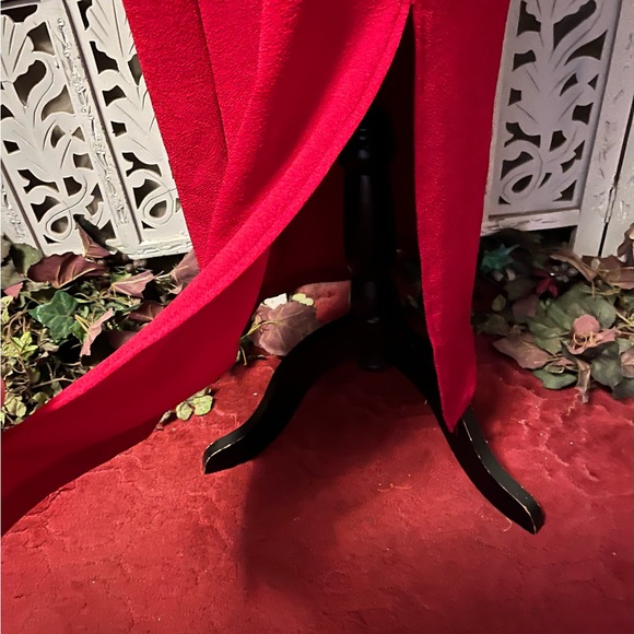 SCARLETT Daring dark red rose colored short sleeve semi formal maxi dress - Picture 6 of 11